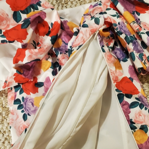 Top - Picture 7 of 7